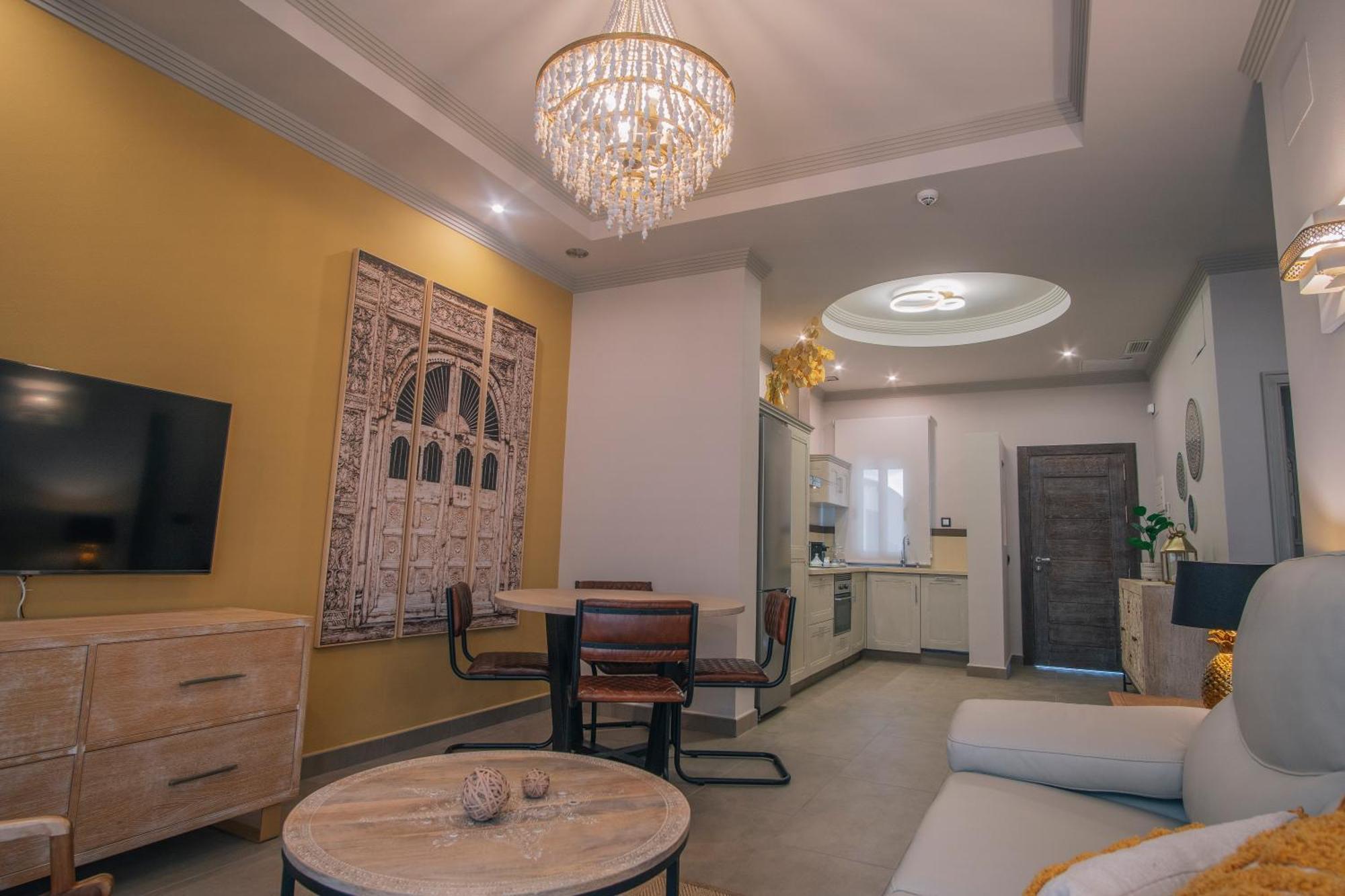 Apartamentos Turisticos La Bailla 로타 외부 사진